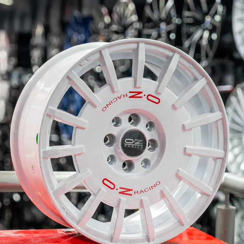 AROS RIN 16 - 8X100/114 - ET35 - BLANCO / ROJO