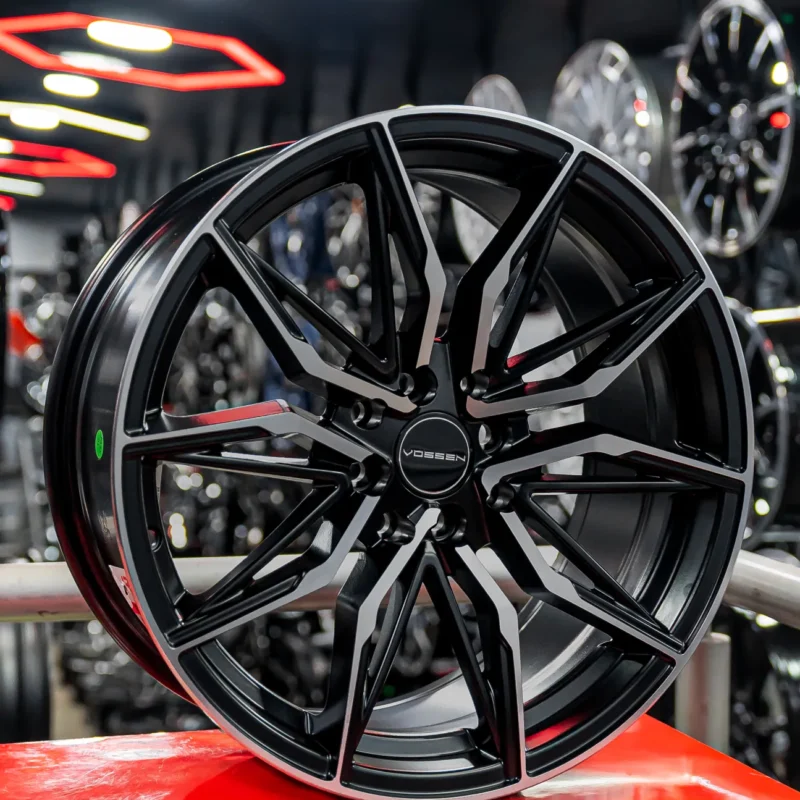 AROS RIN 17 - 8X100/114 - ET30 - NEGRO / PULIDO