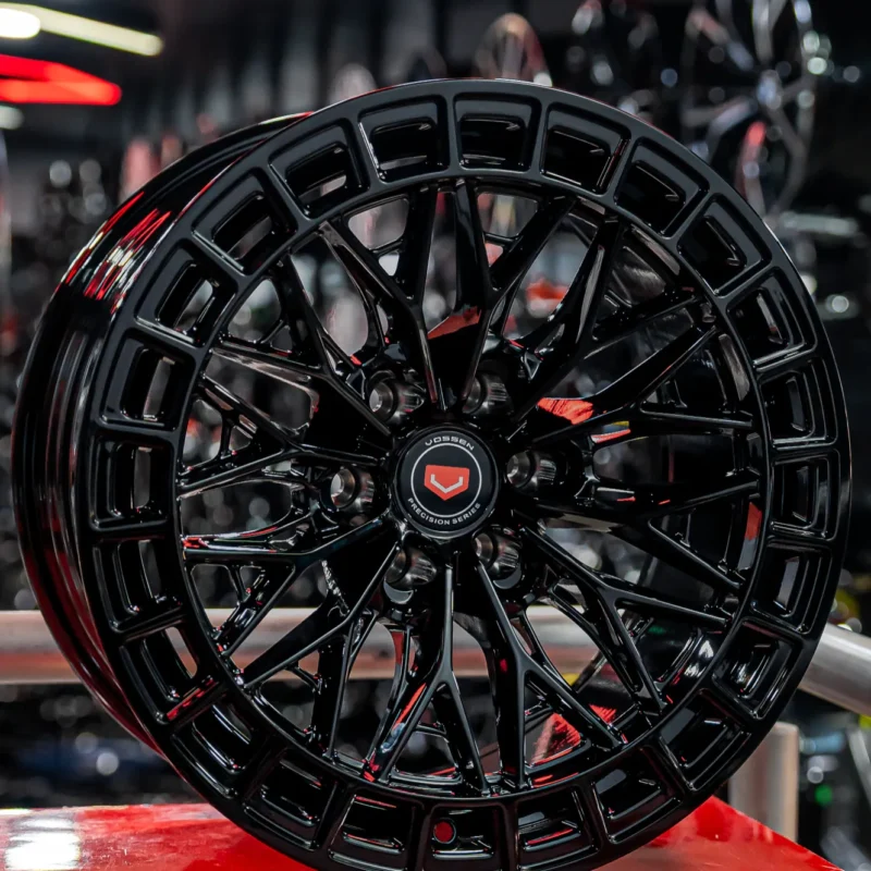 AROS RIN 18 - 6X139 - ET0 - NEGRO BRILLANTE