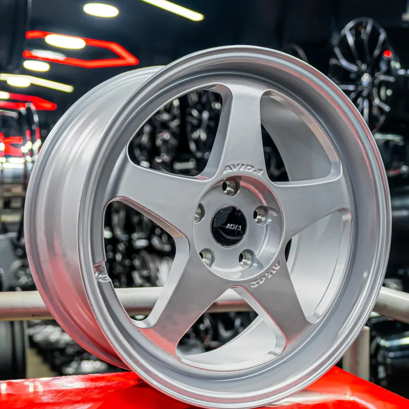 AROS RIN 18 - 5X114 - ET35 - PLATEADO