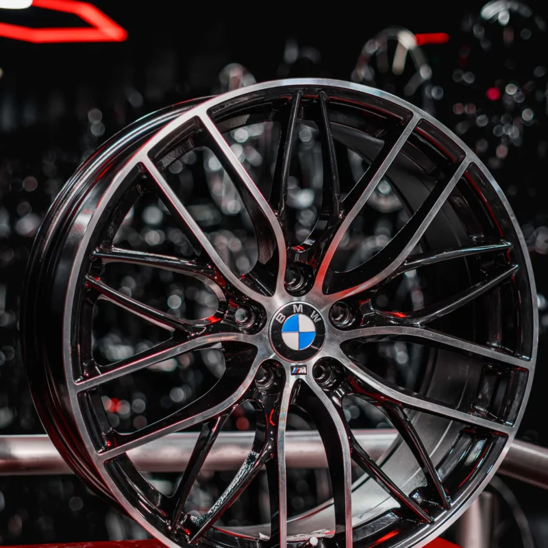 AROS RIN 20 - 5X120 - ET35 - NEGRO / PULIDO