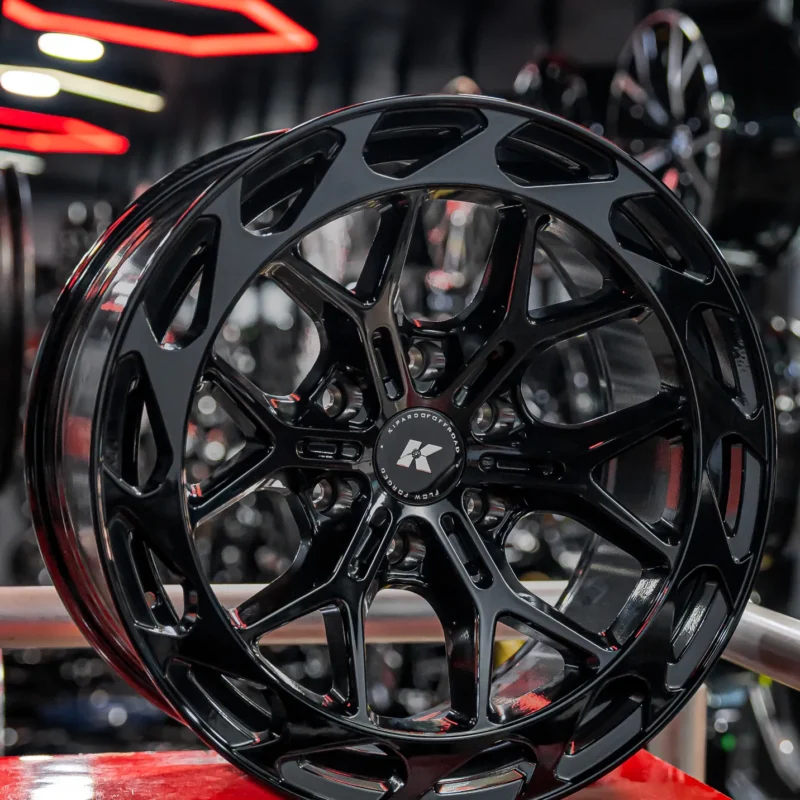 AROS RIN 20 - 6X139 - ET0 - NEGRO BRILLANTE